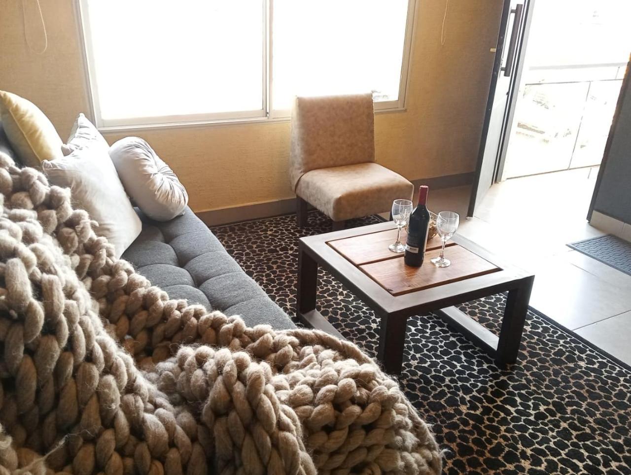 Departamento Boutique De Disenador " Terraza 22 " - Cochera- Vista A La Montana- Cancelacion Gratuita- Pagaras En El Alojamiento Mendoza Eksteriør bilde