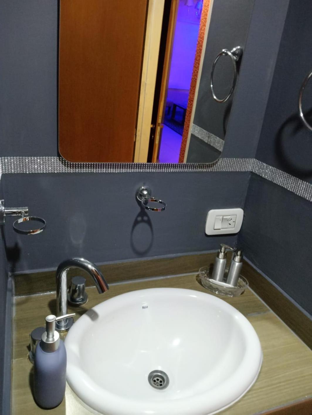 Departamento Boutique De Disenador " Terraza 22 " - Cochera- Vista A La Montana- Cancelacion Gratuita- Pagaras En El Alojamiento Mendoza Eksteriør bilde